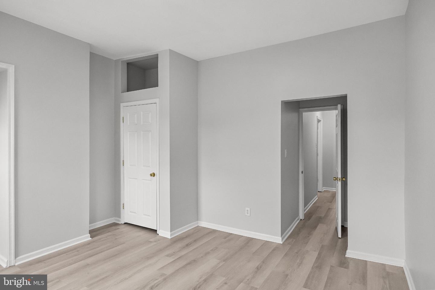 437 Jackson St Property Photo 18