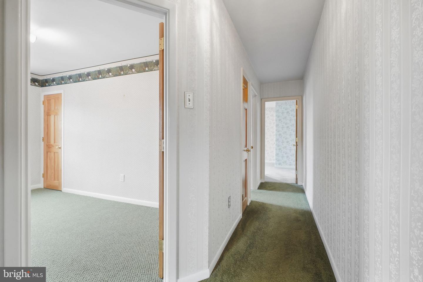 726 Ripley Pl Property Photo 22