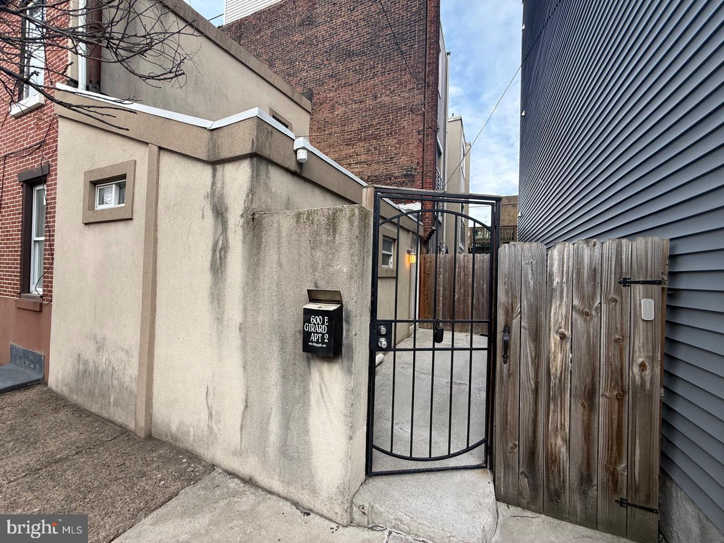 600 E Girard Ave #2 Property Photo 2