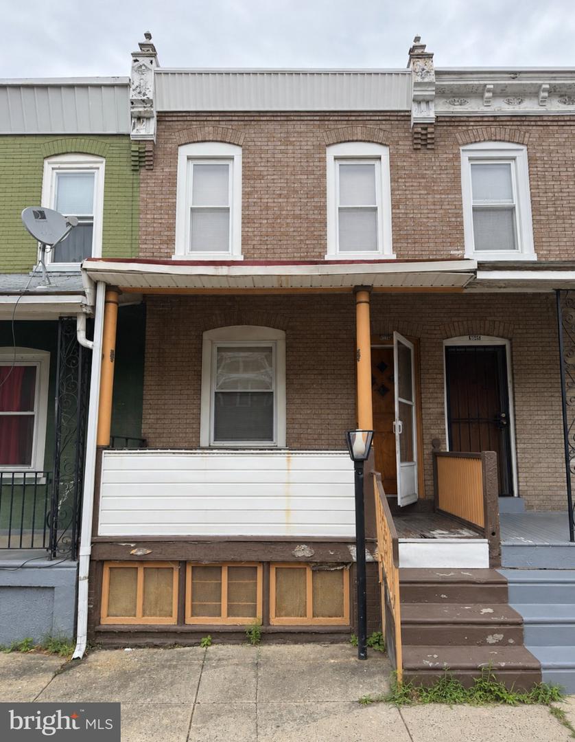 5949 N Beechwood St Property Photo 1