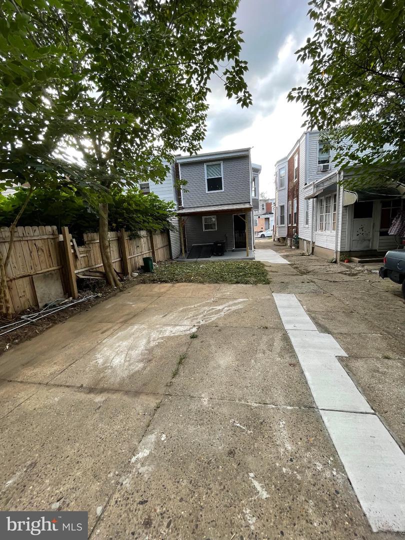 5529 N Fairhill St N Property Photo 19
