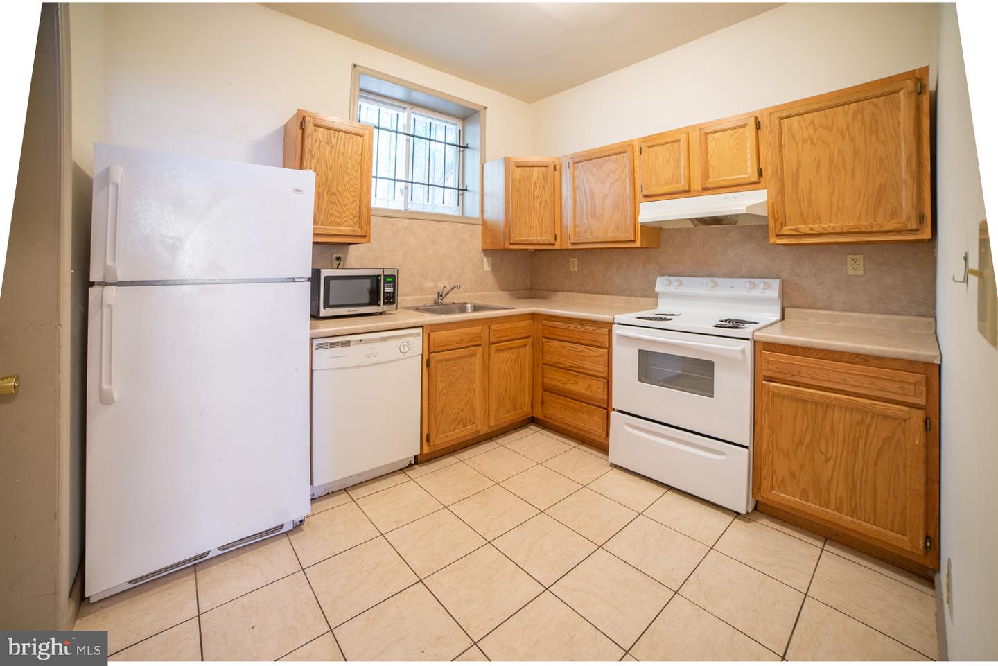 1520 Page St Property Photo 4