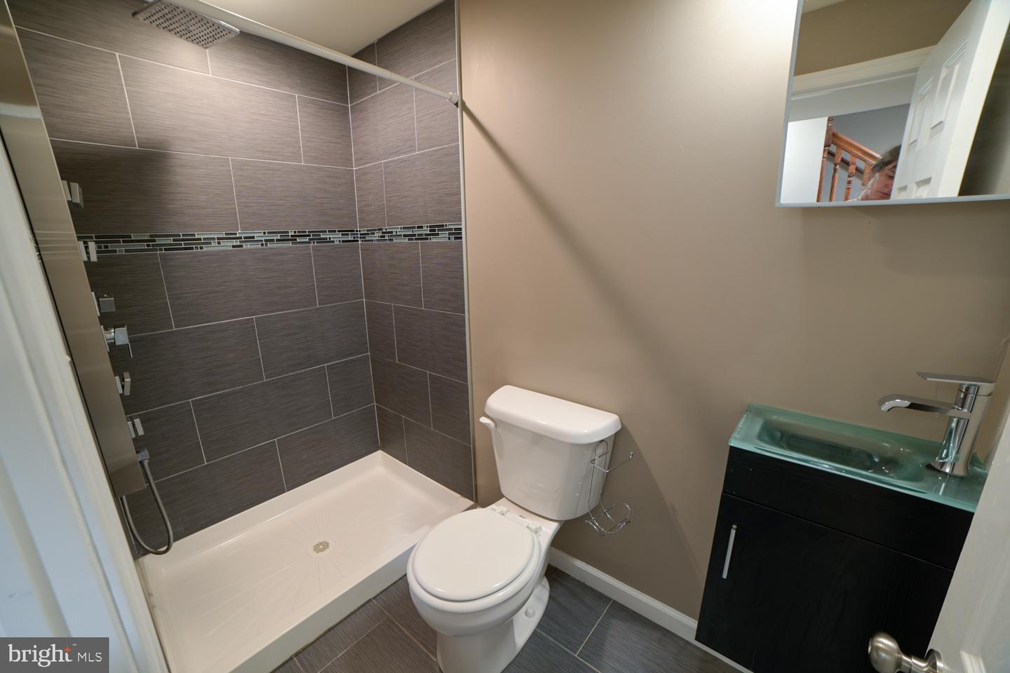 1631 W Diamond St Property Photo 18