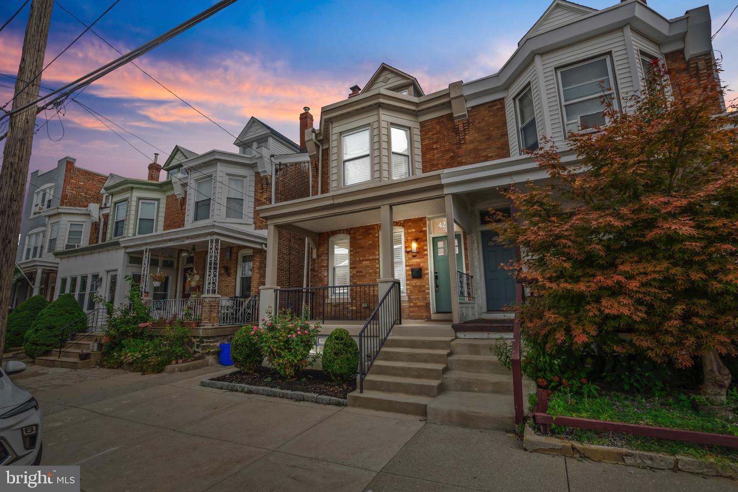 4237 Pechin St Property Photo 3