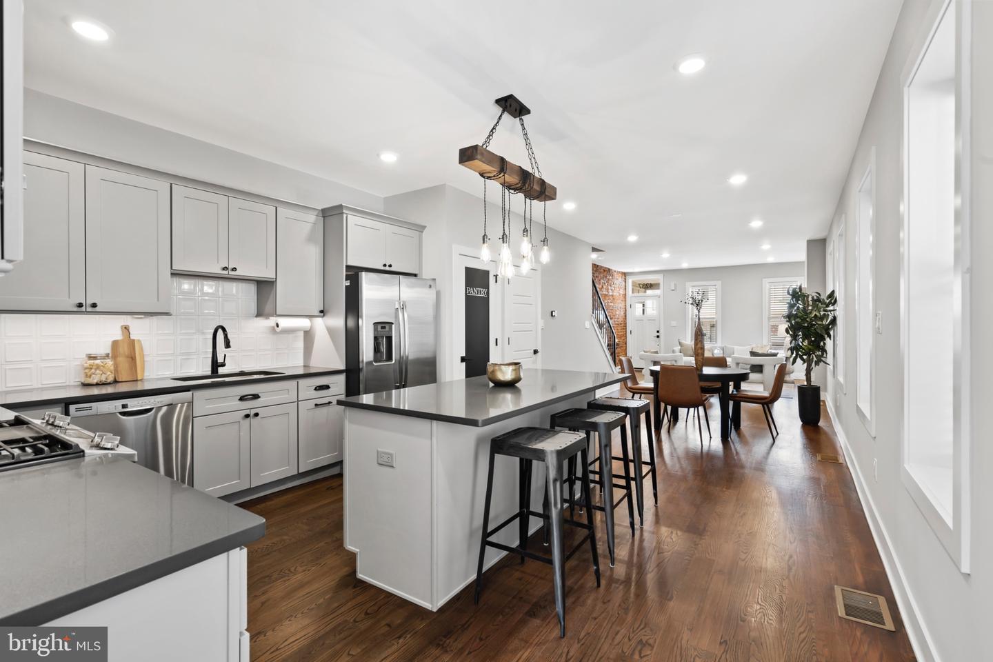 4237 Pechin St Property Photo 15