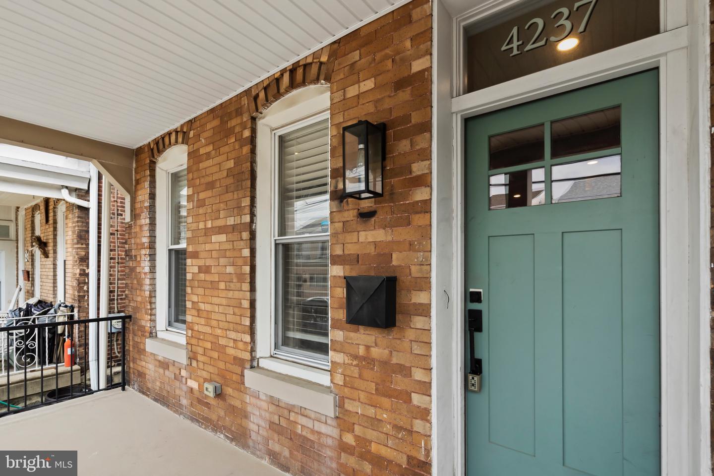4237 Pechin St Property Photo 44