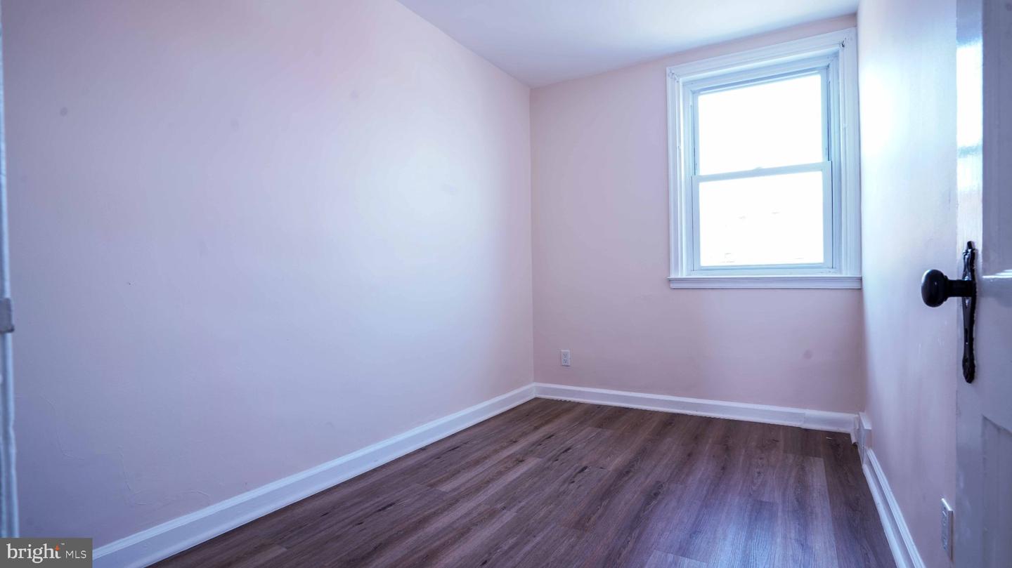 6606 Jackson St Property Photo 8
