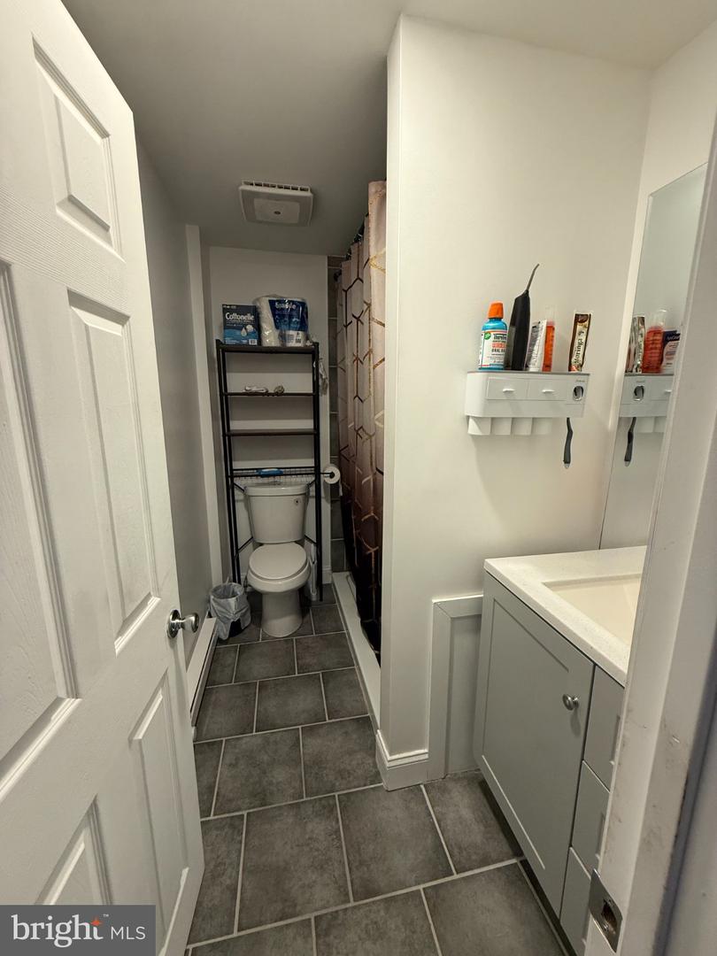 6742 Dicks Ave Property Photo 9