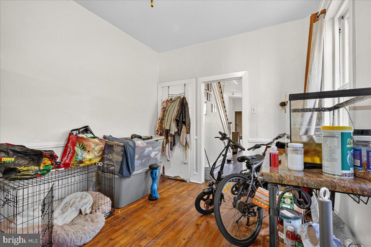 3104 Emerald St Property Photo 9