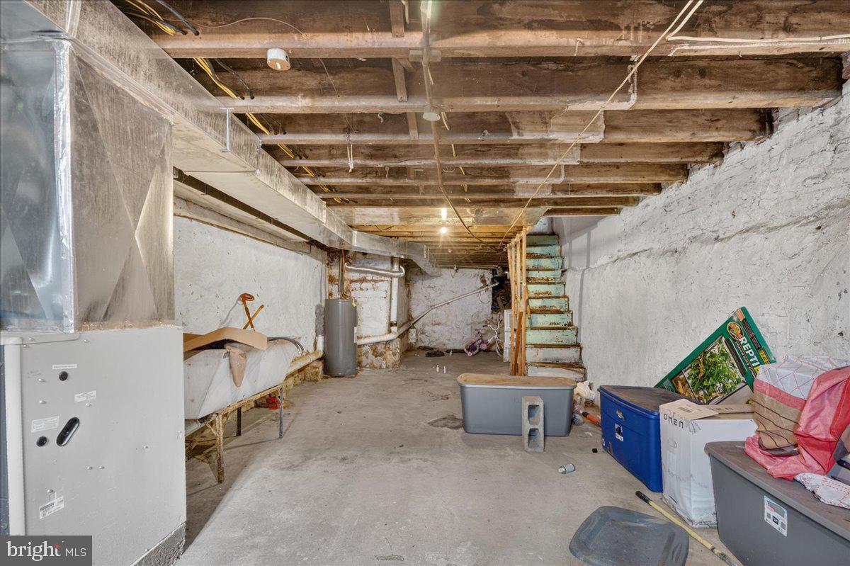 3104 Emerald St Property Photo 17