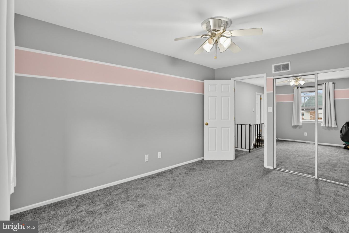 823 Barlow St Property Photo 21