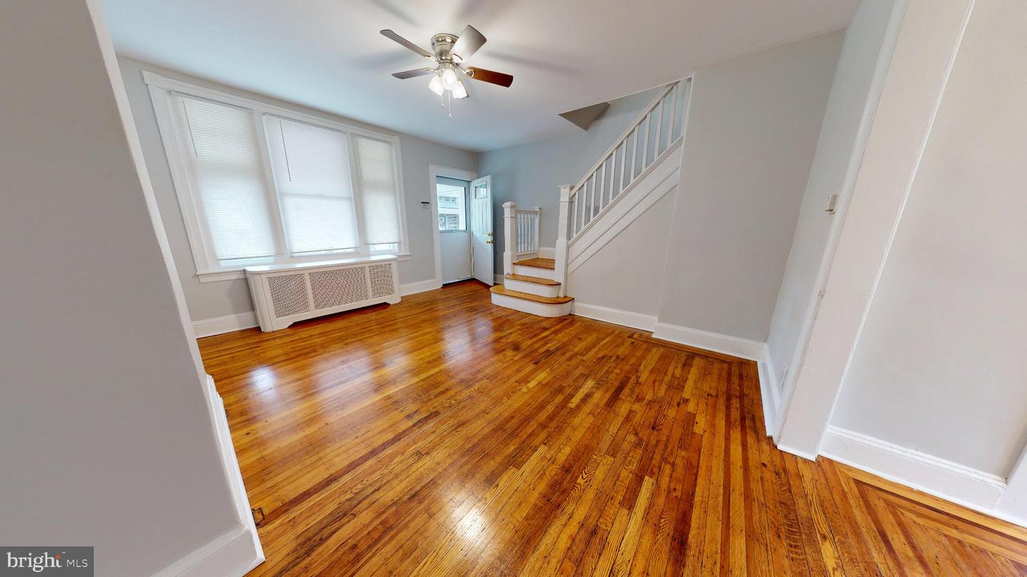 5716 N Lambert St Property Photo 5