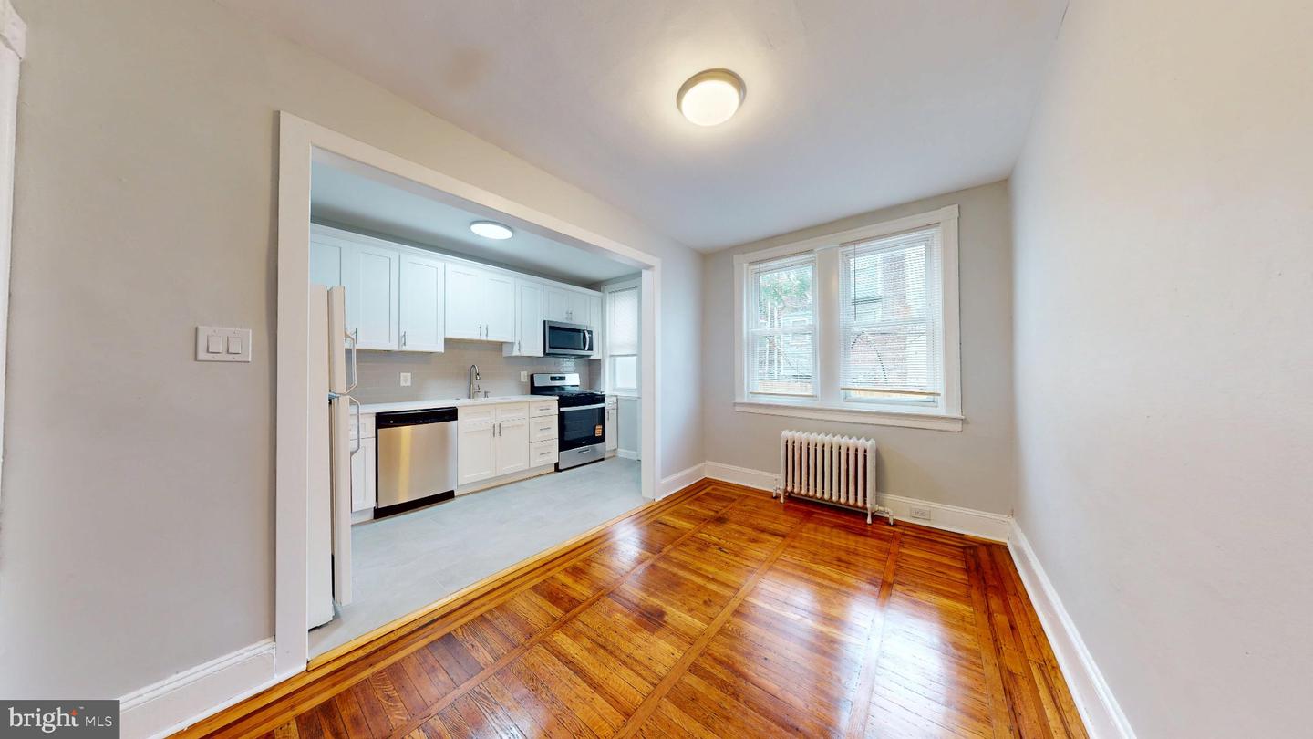 5716 N Lambert St Property Photo 9