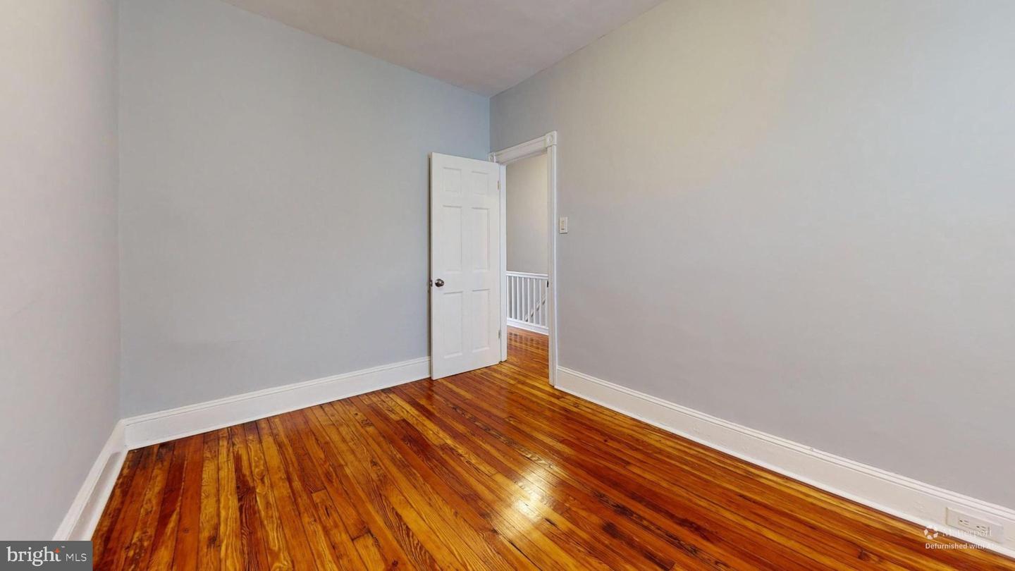 5716 N Lambert St Property Photo 21