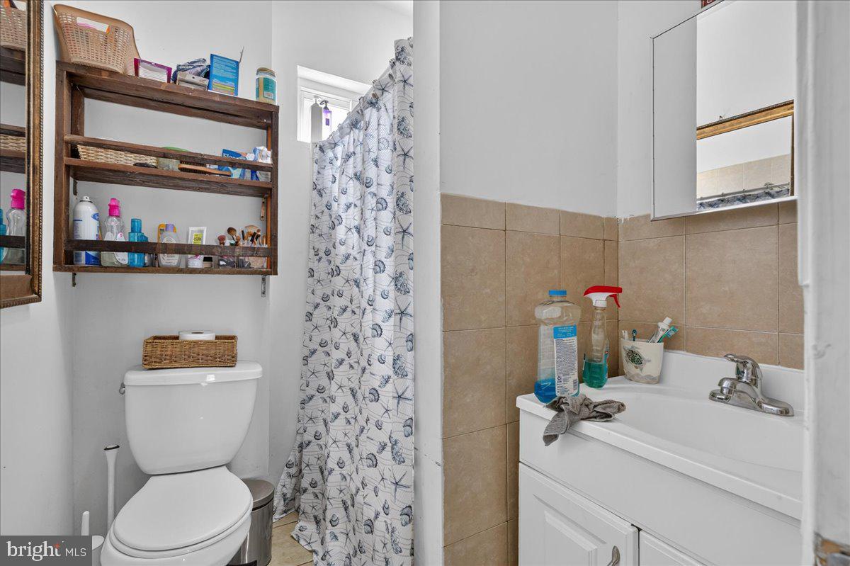 3101 Emerald St Property Photo 16