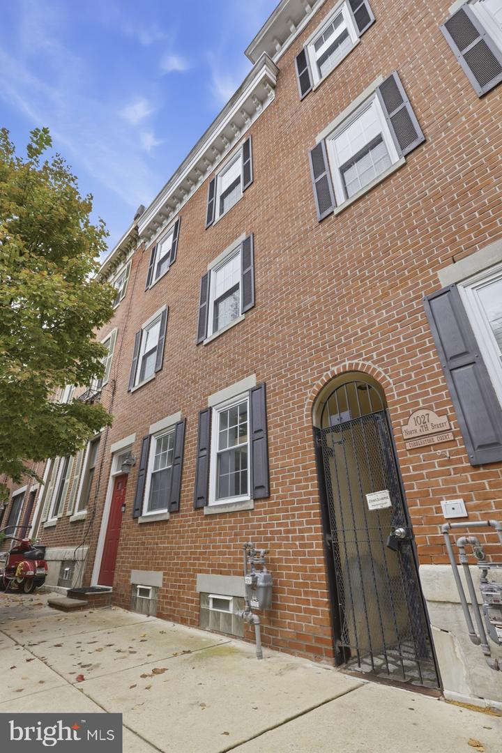 1027-31 N 4TH ST #T Property Photo 1