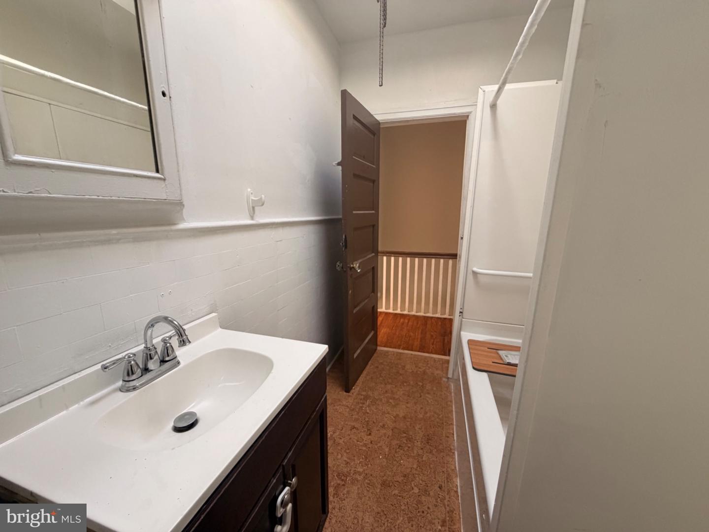 5721 Stewart St Property Photo 10