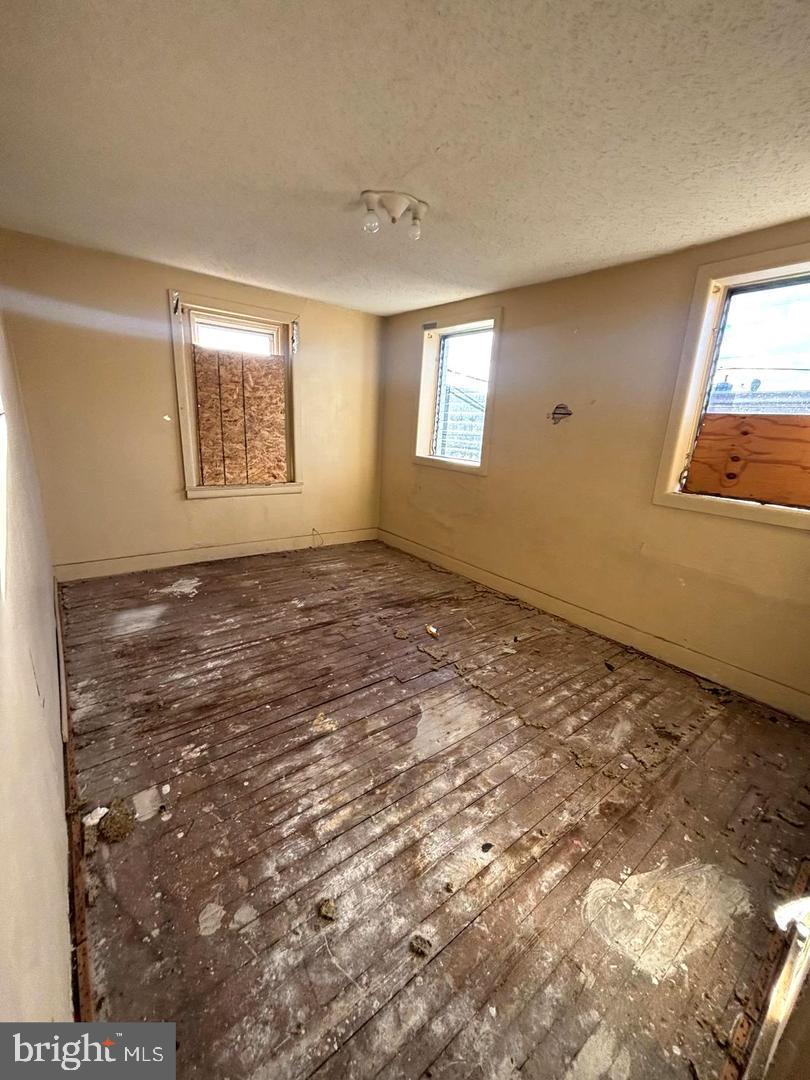 2831 Boudinot St Property Photo 7