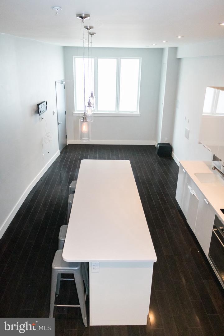 153 Richmond St #1 Property Photo 8