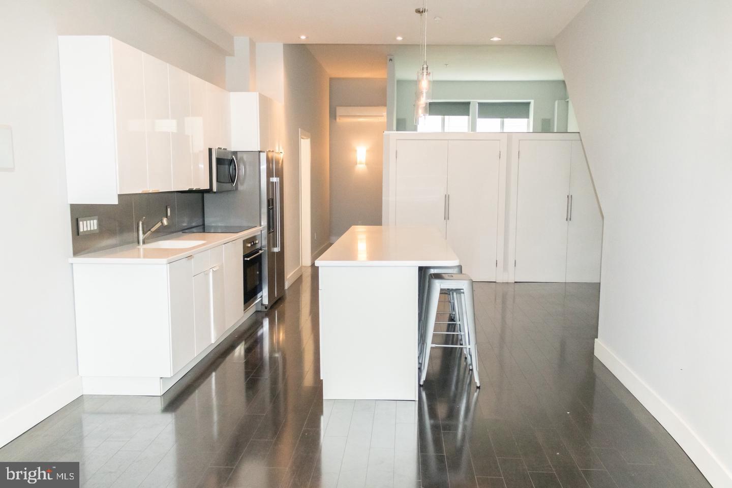 153 Richmond St #1 Property Photo 17