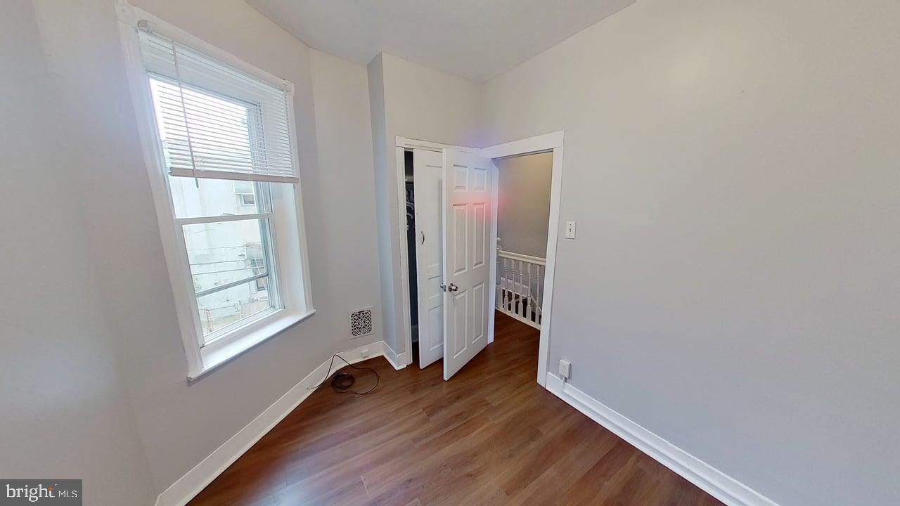 3531 Emerald St Property Photo 5