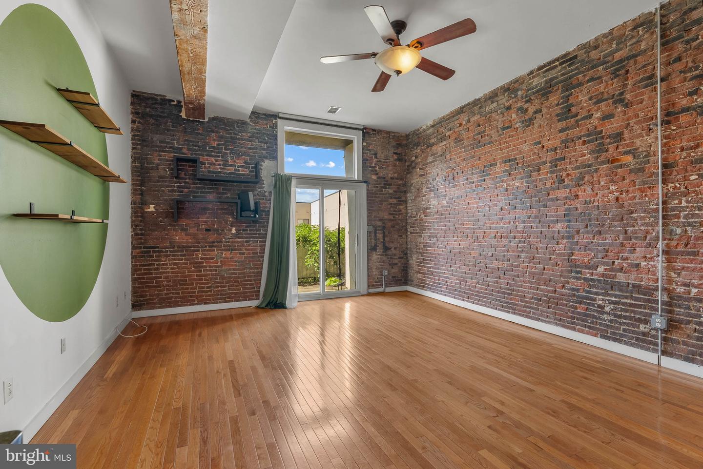 828 N Hancock St #3c Property Photo 7
