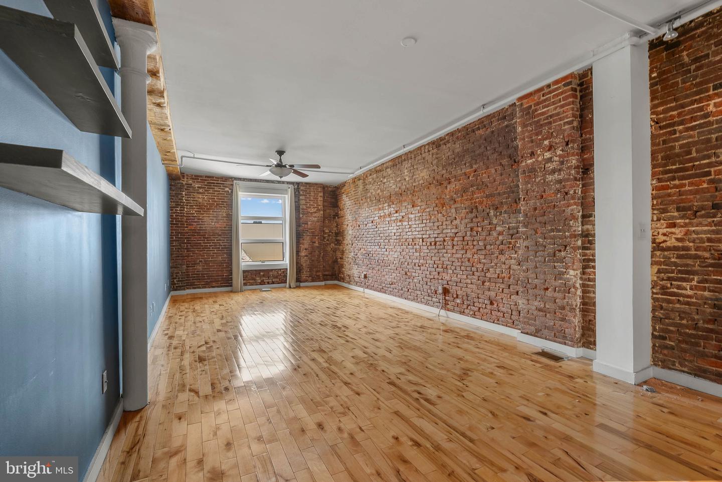 828 N Hancock St #3c Property Photo 13