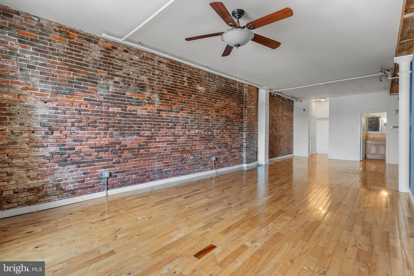 828 N Hancock St #3c Property Photo 16