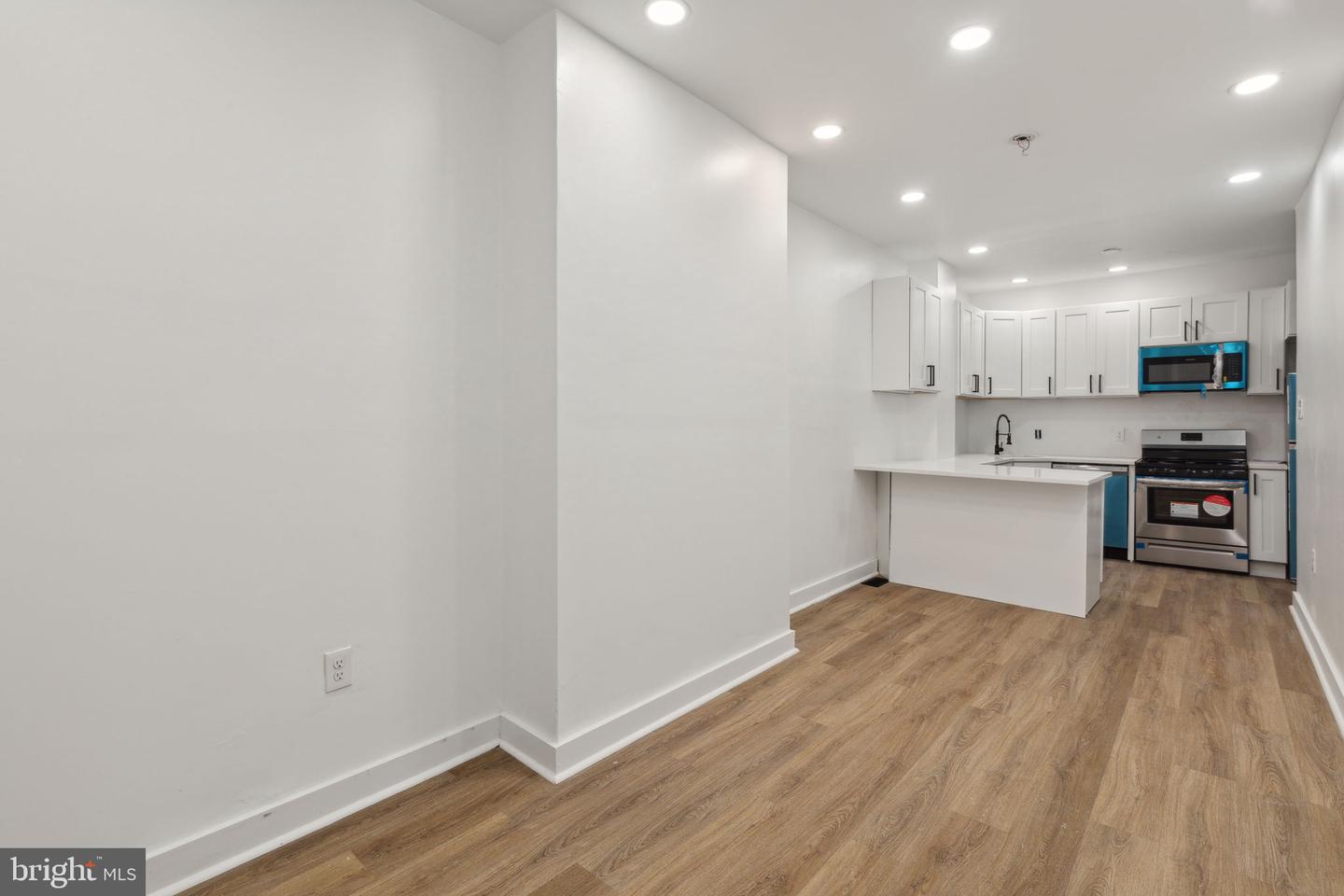 4928 WALTON AVE #1 Property Photo 1