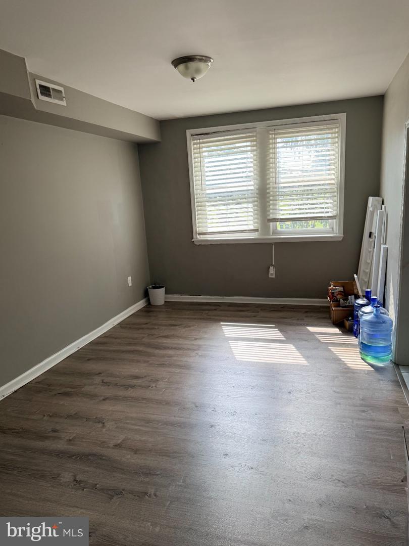 1728 Dallas St Property Photo 6