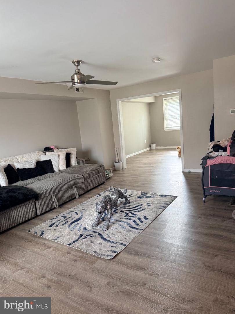 1728 Dallas St Property Photo 10