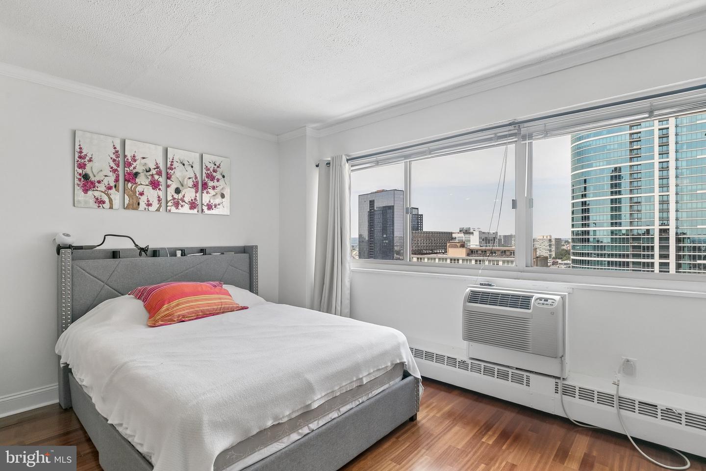 2101 Chestnut St #1726-r Property Photo 6