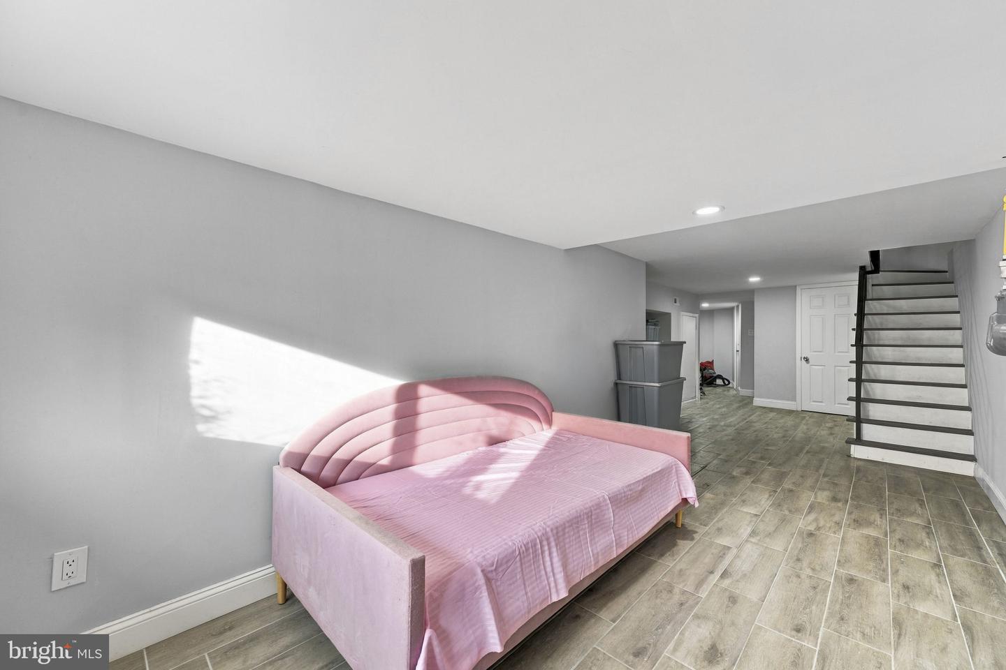 6647 N Bouvier St Property Photo 17