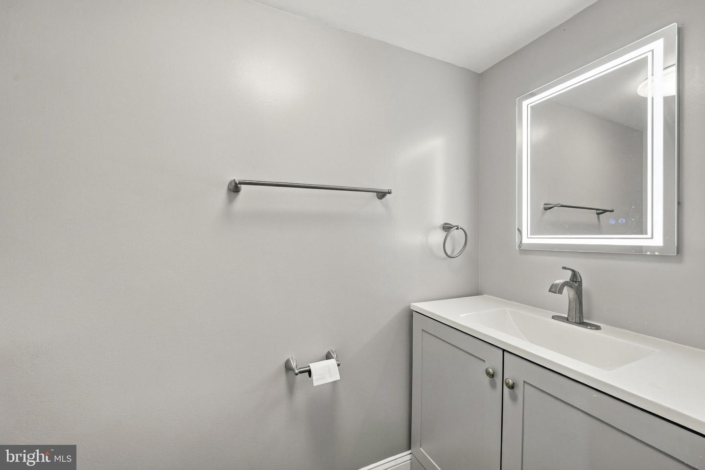 6647 N Bouvier St Property Photo 18