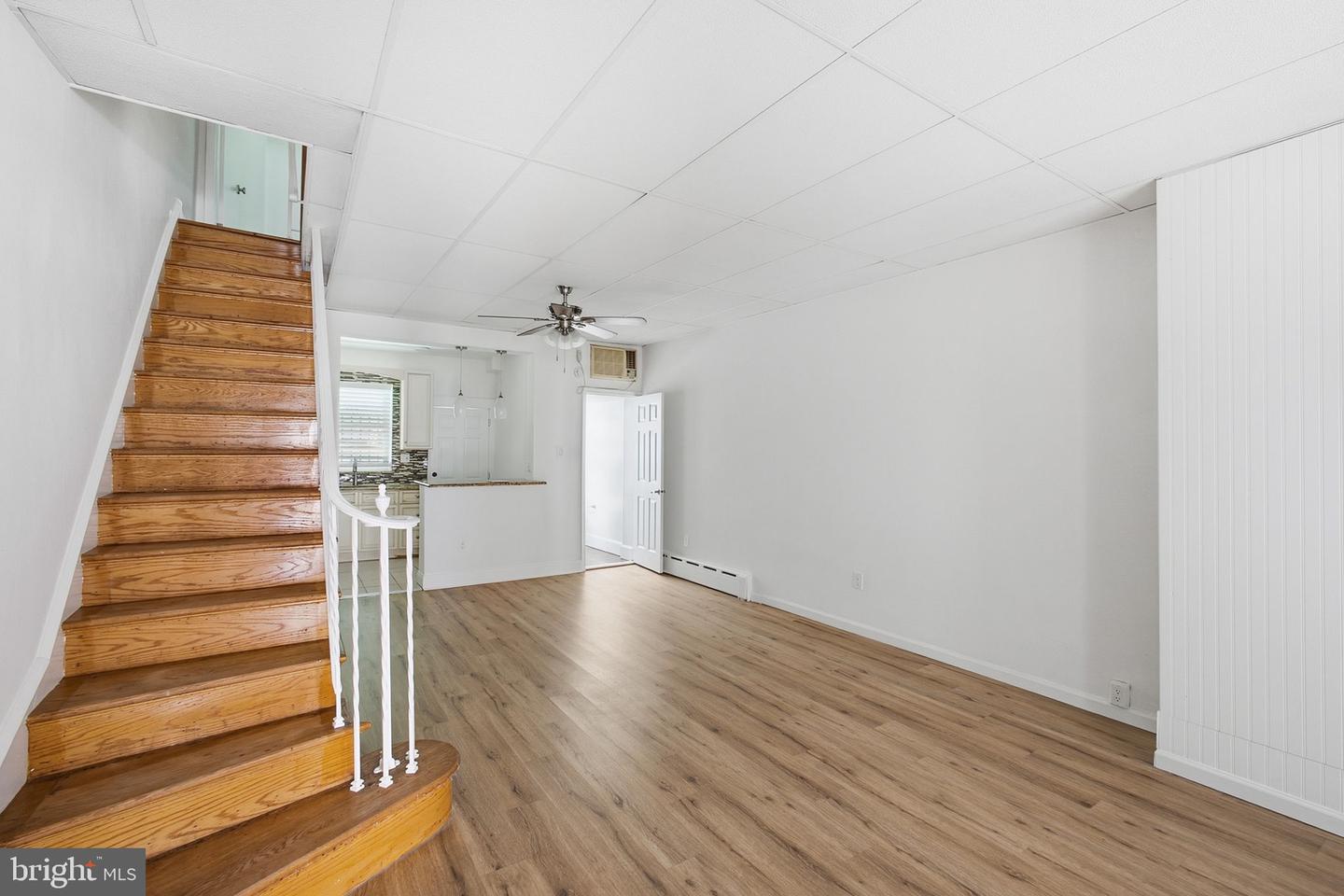 1802 Tree St Property Photo 2