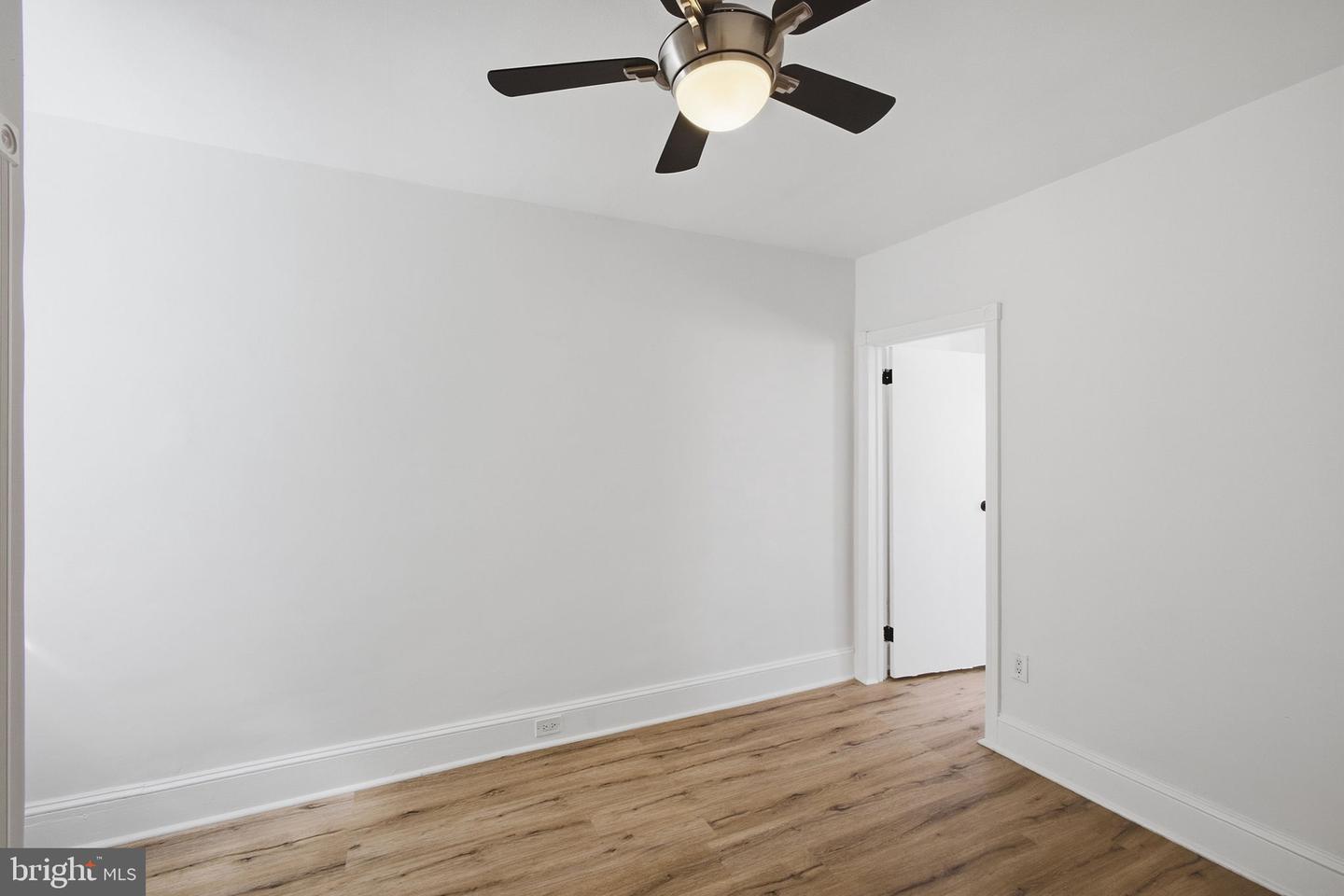1802 Tree St Property Photo 11