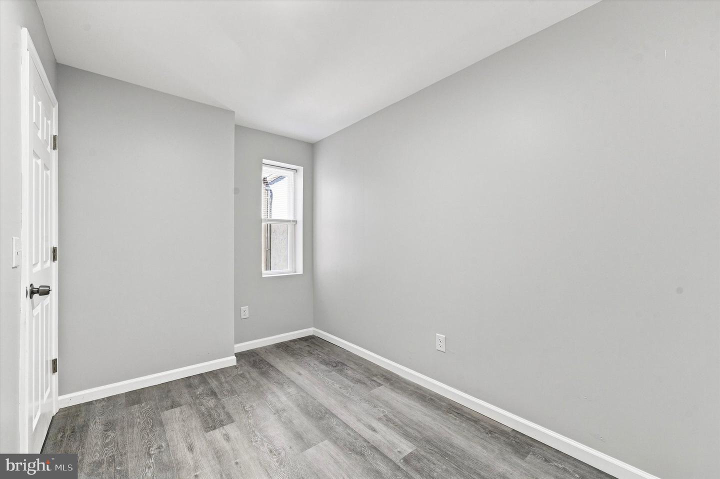 414 N Sickels St Property Photo 13