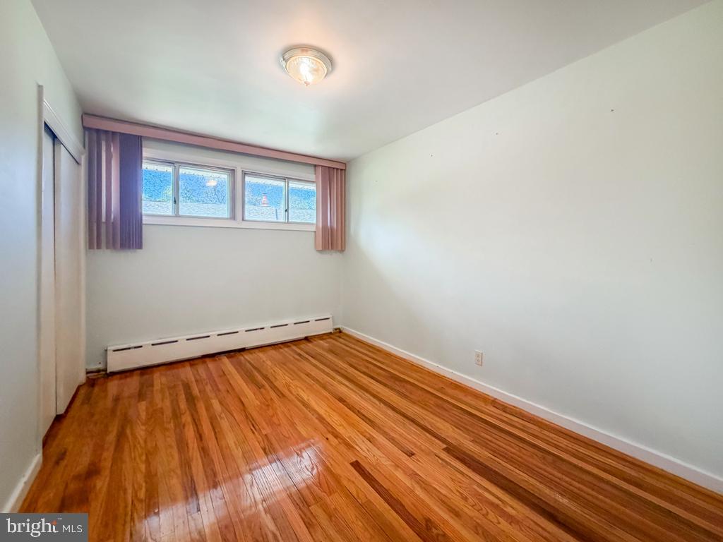 9601 Dedaker St Property Photo 22
