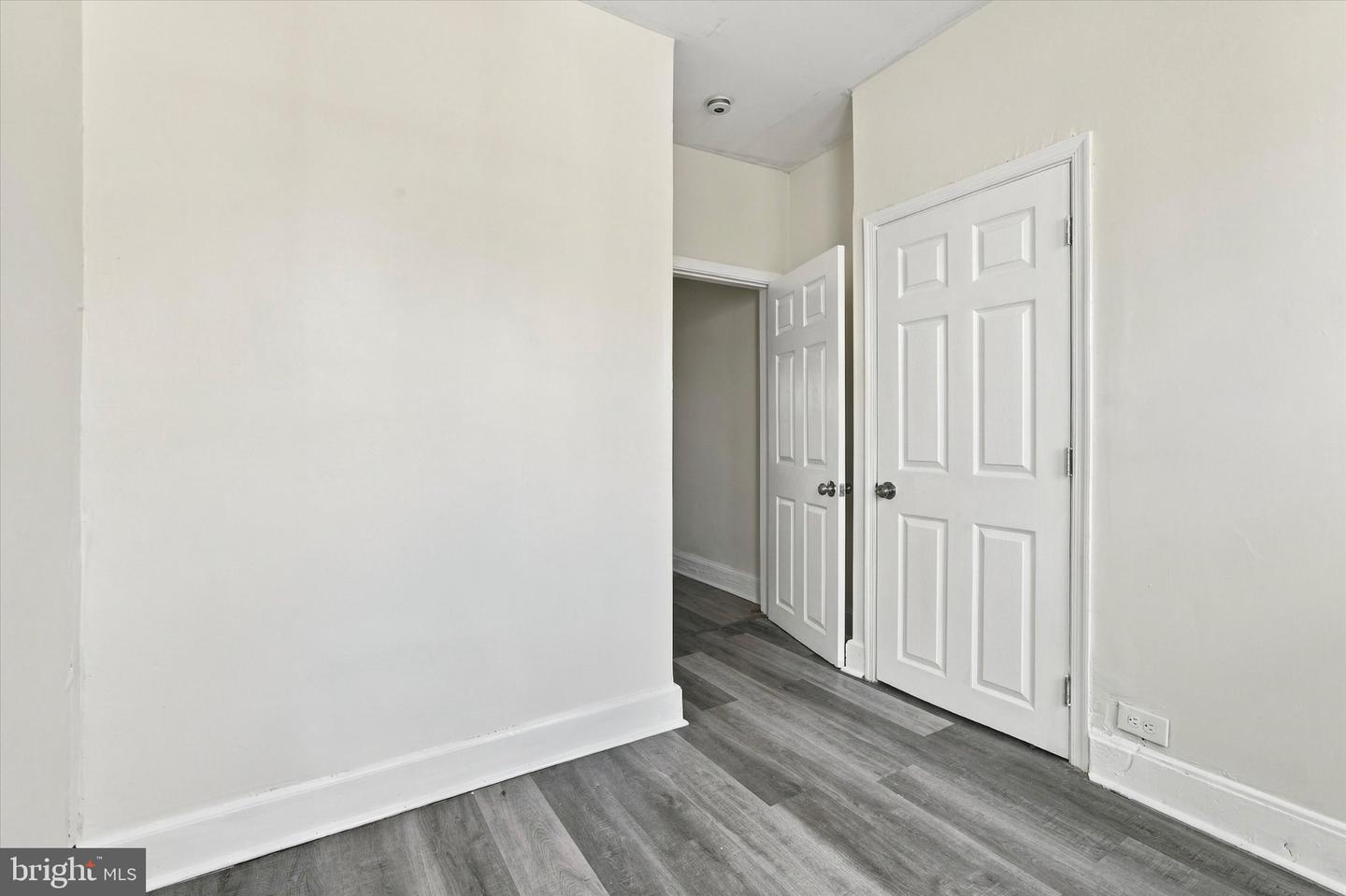 2135 E Birch St Property Photo 15