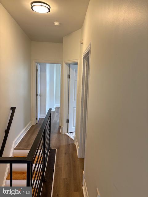 1422 N Hollywood St Property Photo 10