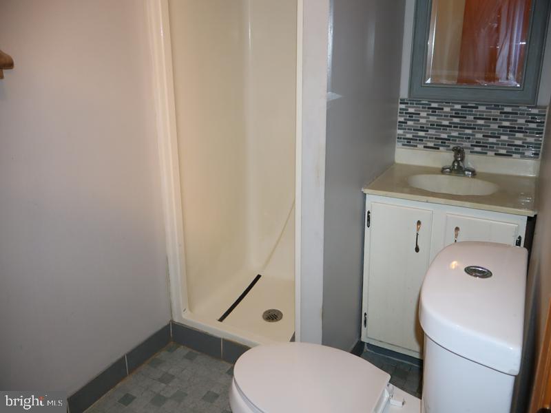 3619 Essex Ln Property Photo 9