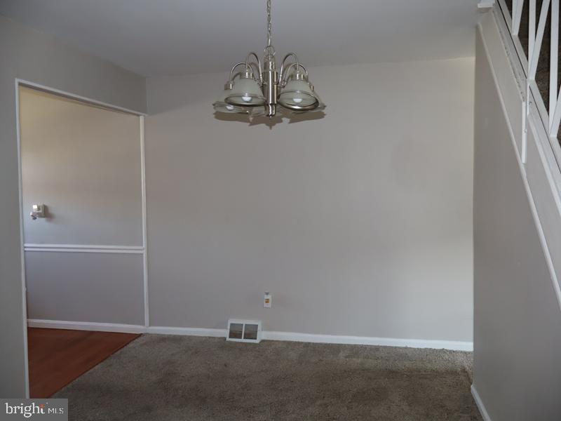 3619 Essex Ln Property Photo 16