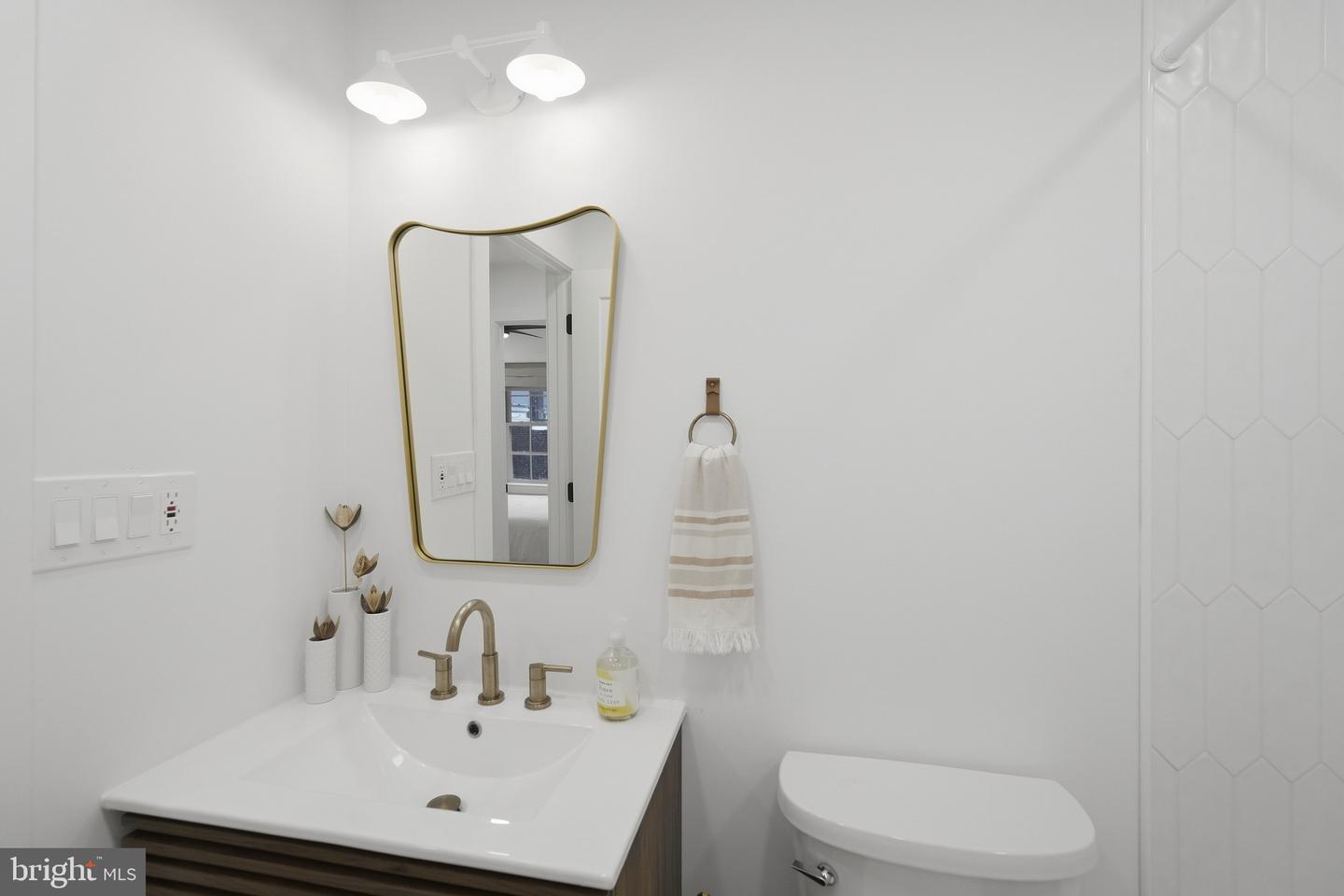 921 N Hancock St Property Photo 30