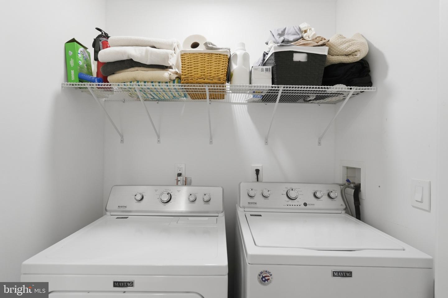 921 N Hancock St Property Photo 32