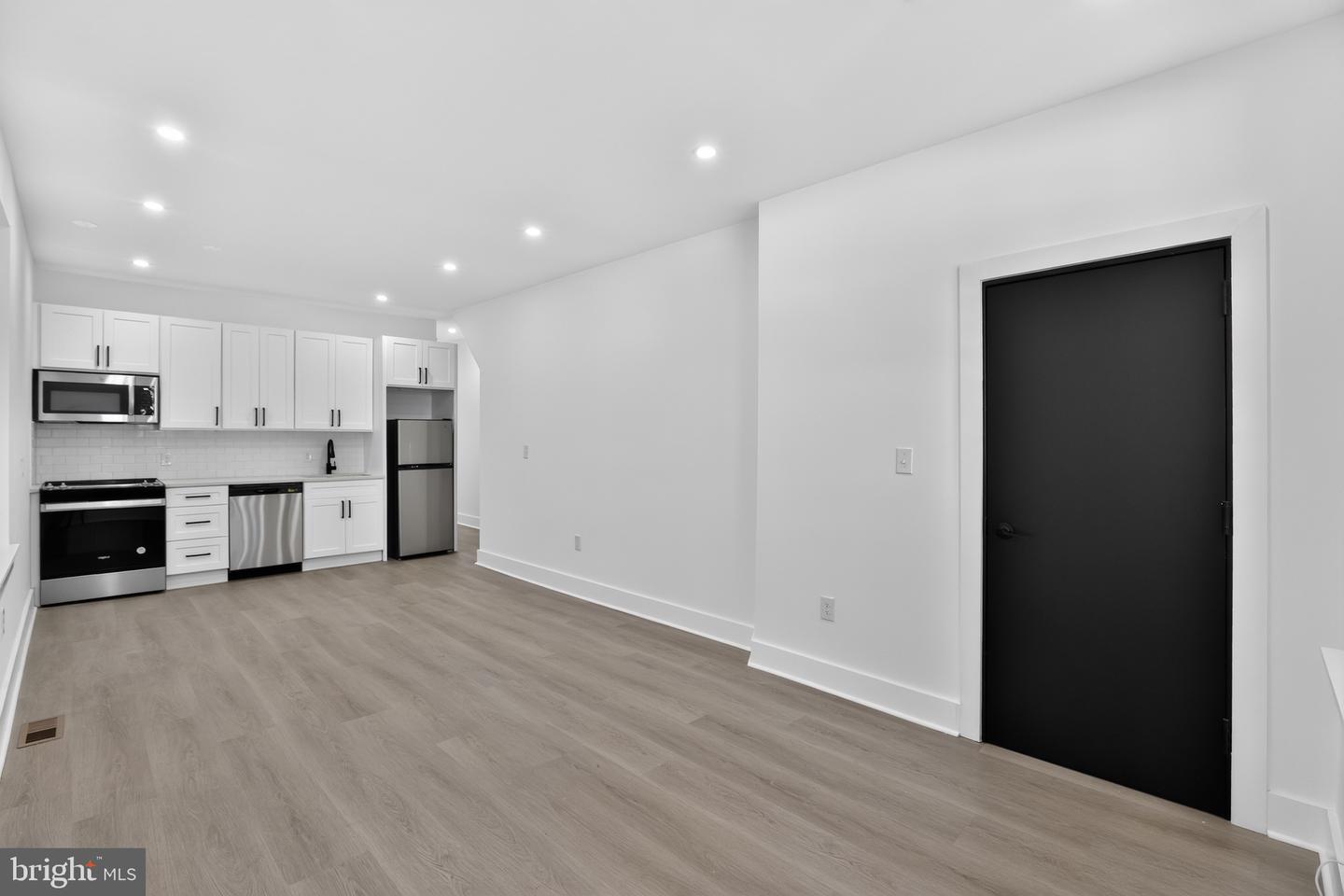 4825 OLD YORK RD #1ST FL Property Photo 1