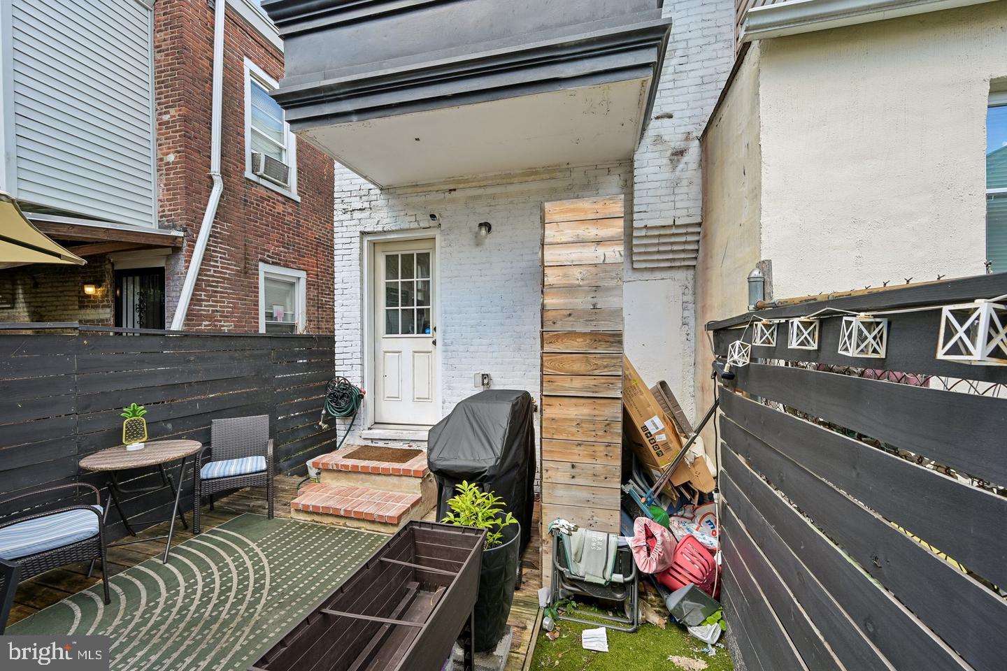 2540 W Montgomery Ave Property Photo 36