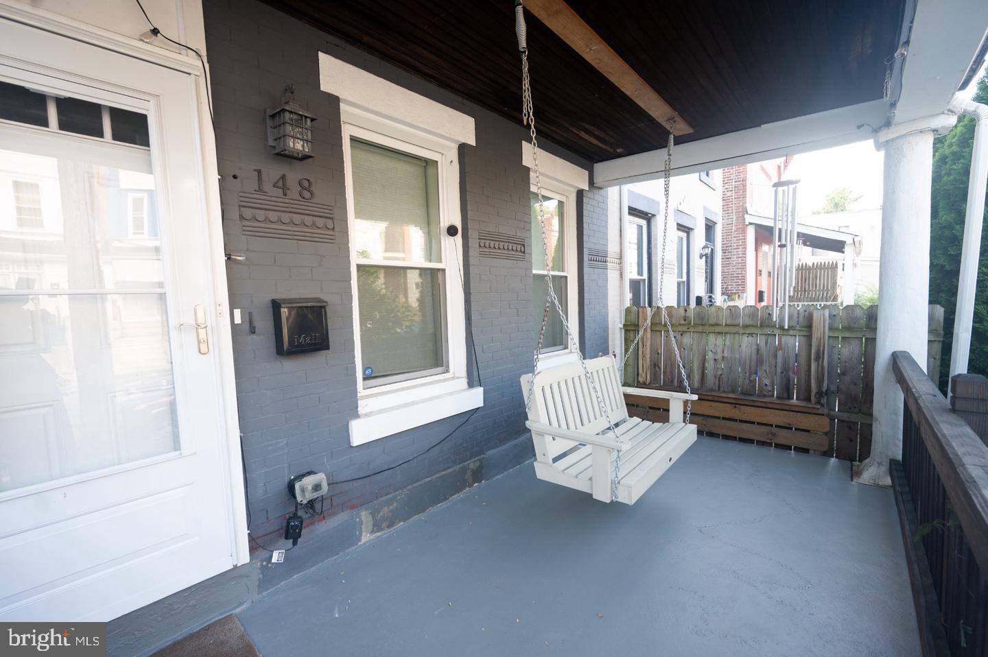148 E DUVAL ST Property Photo 1