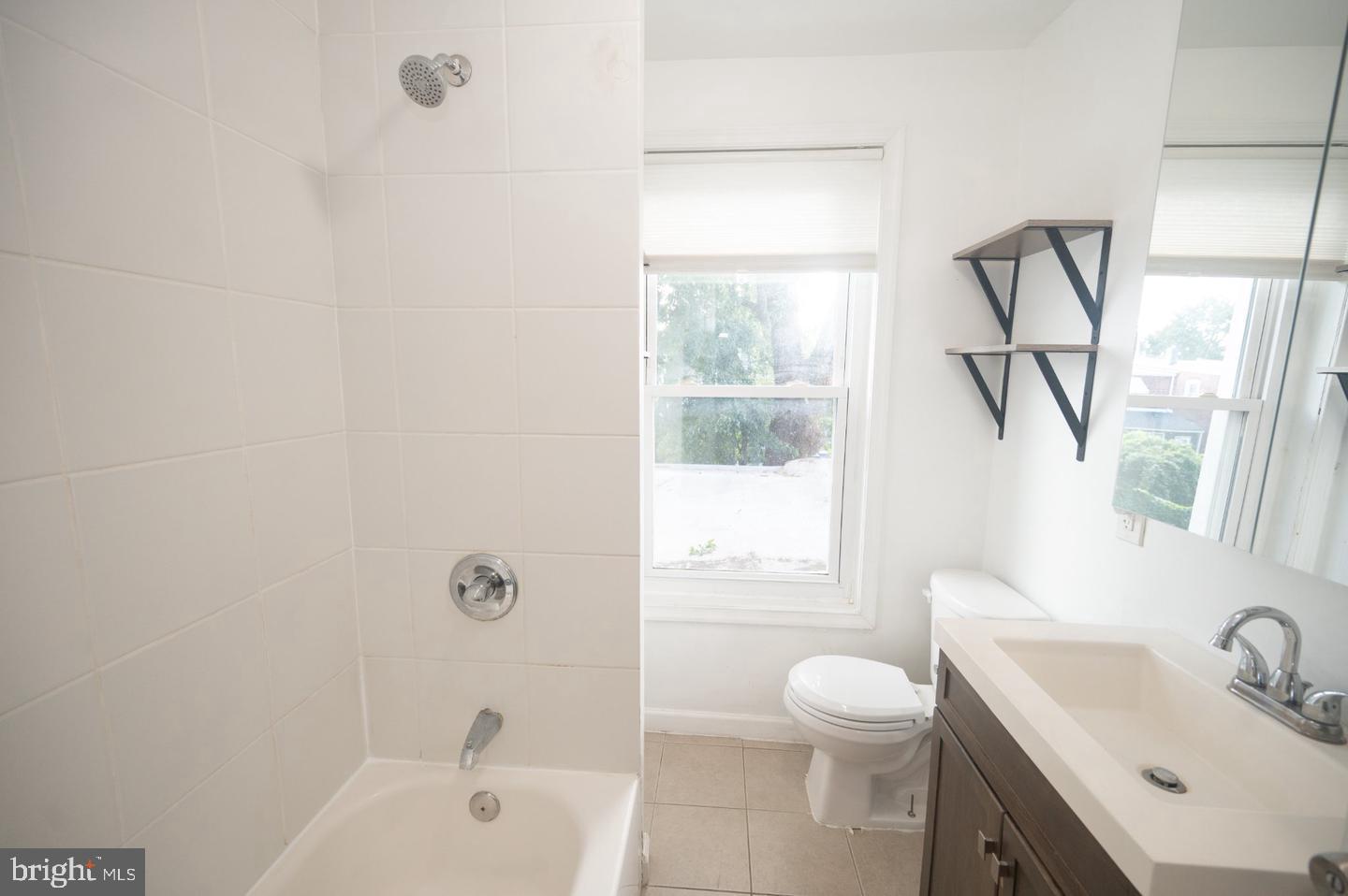 148 E Duval St Property Photo 23
