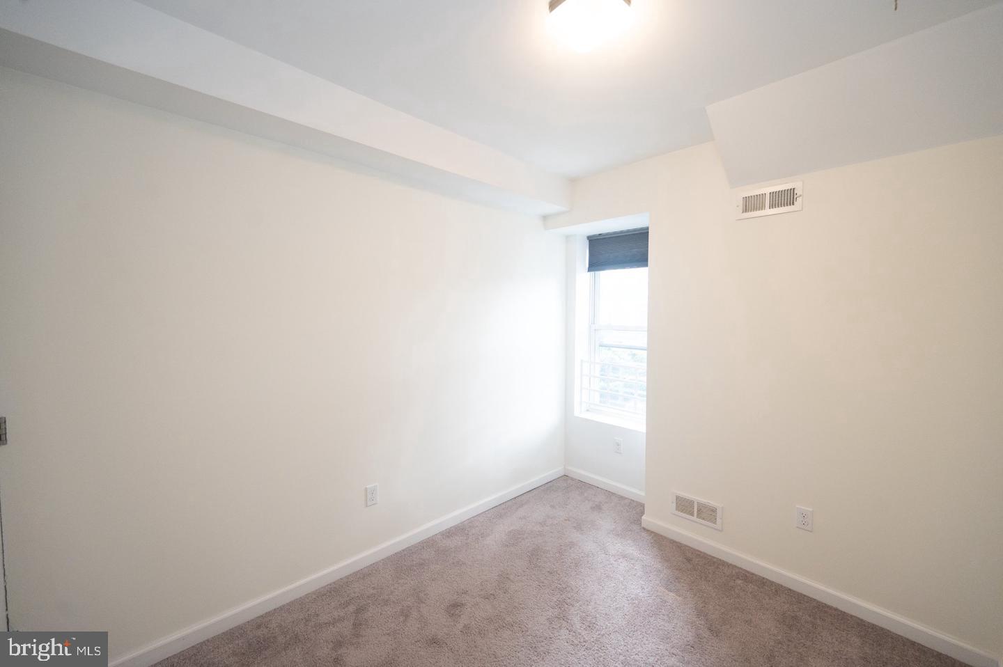 148 E Duval St Property Photo 26