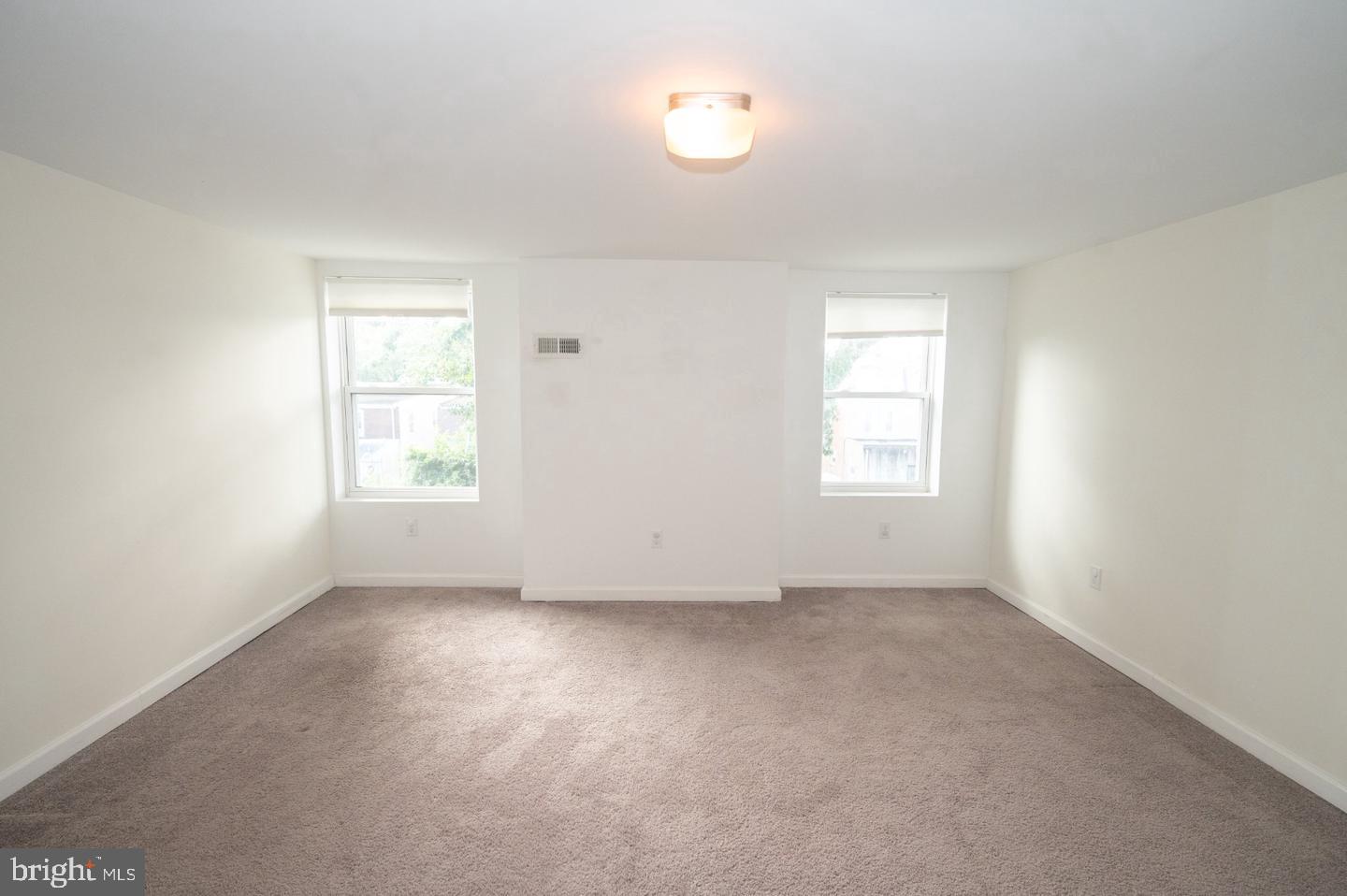 148 E Duval St Property Photo 28